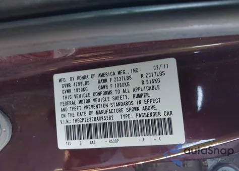 2011 Honda Accord 2.4 Lx из США, поврежденный, VIN 1HGCP2E37BA095582